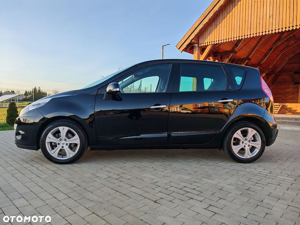 Renault Scenic 1.6 16V Authentique Euro5 - 11