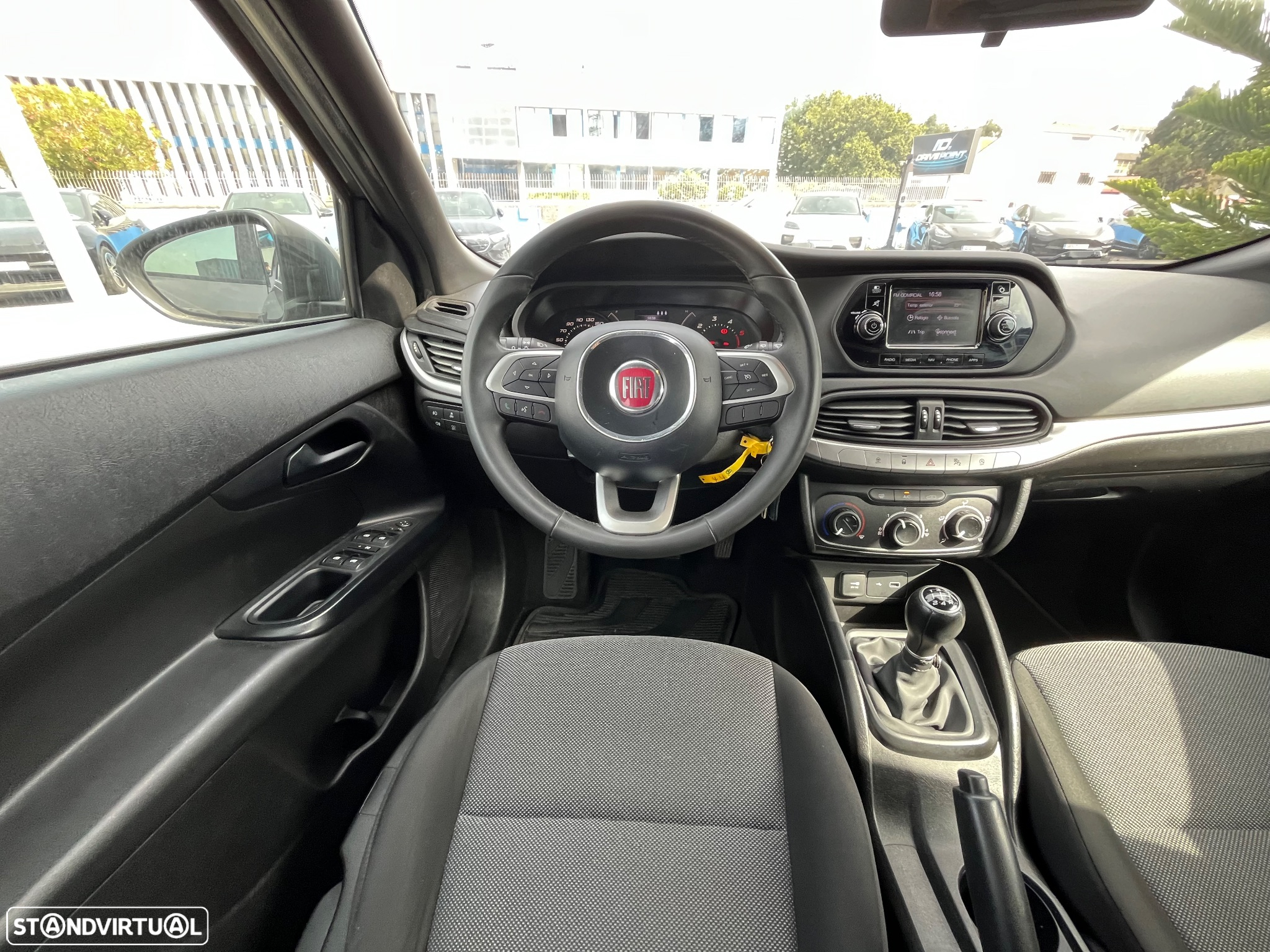Fiat Tipo Station Wagon 1.3 M-Jet Street - 45