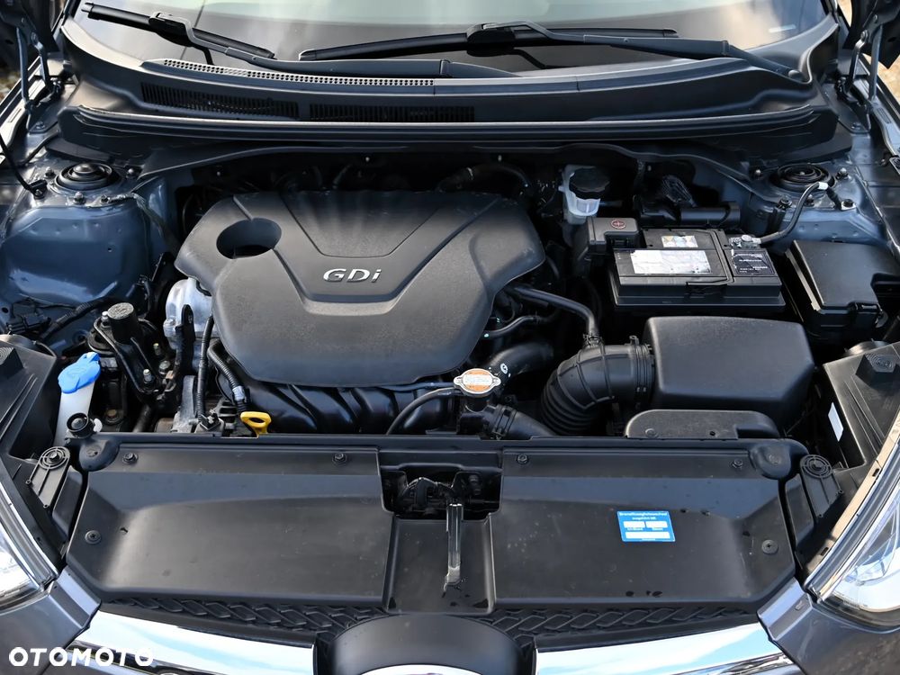 Hyundai Veloster - 38