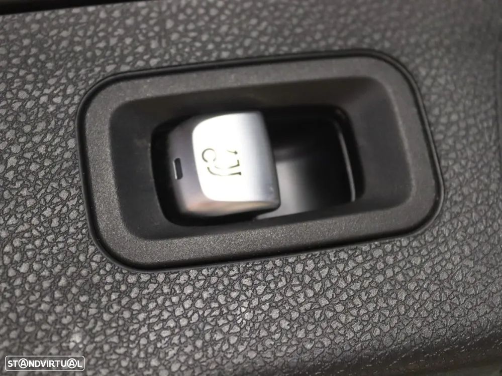 Mercedes-Benz E 350 d 4-Matic All Terrain Avantgarde + - 21