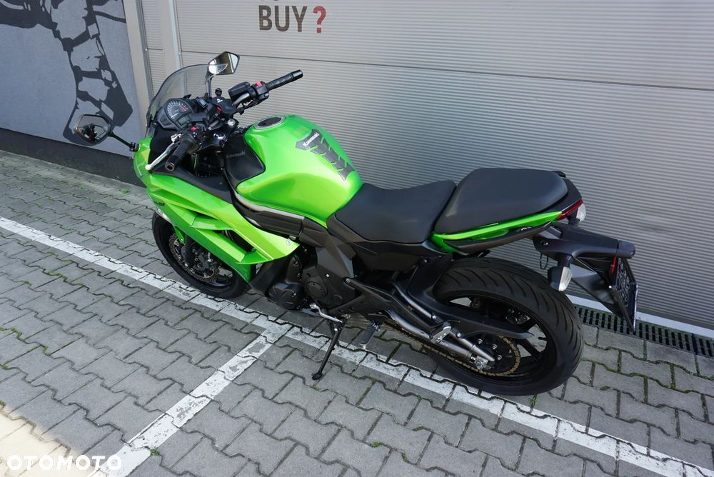 Kawasaki ER - 9
