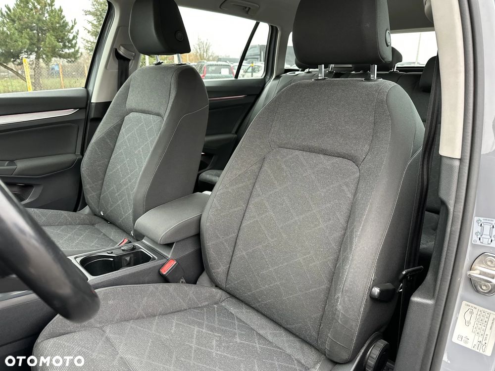 Volkswagen Golf 2.0 TDI Life - 11