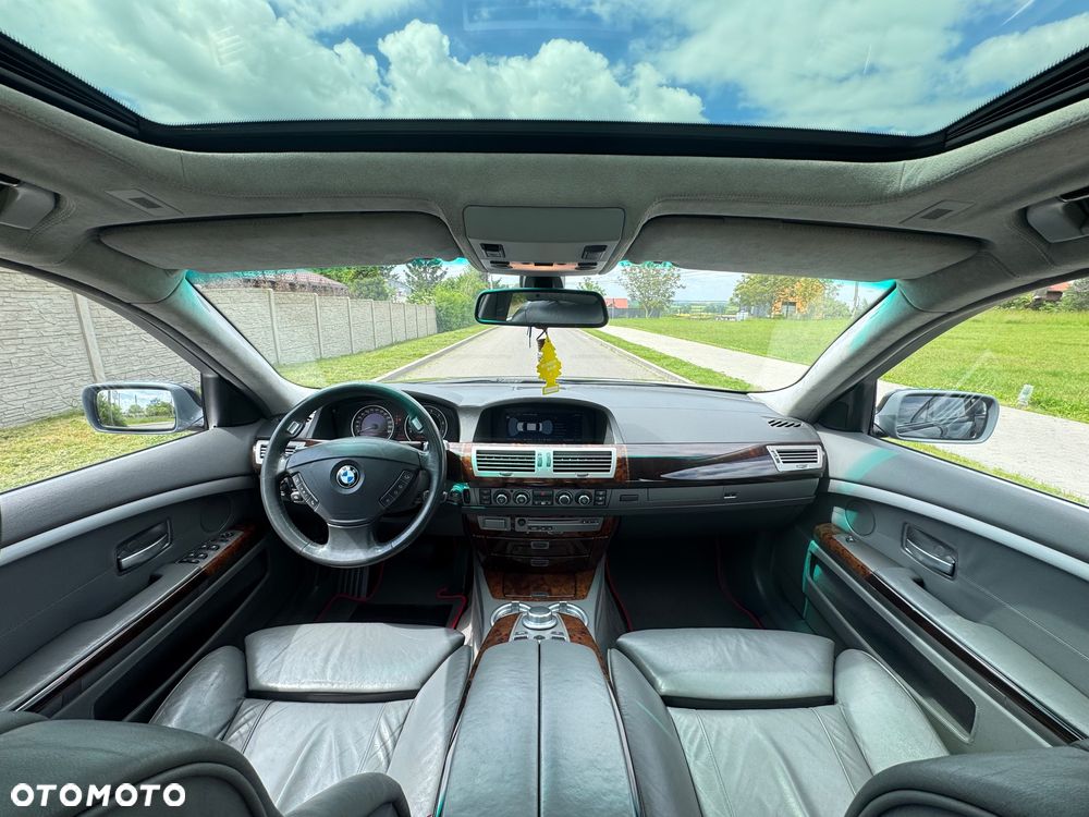 BMW Seria 7 760i - 14