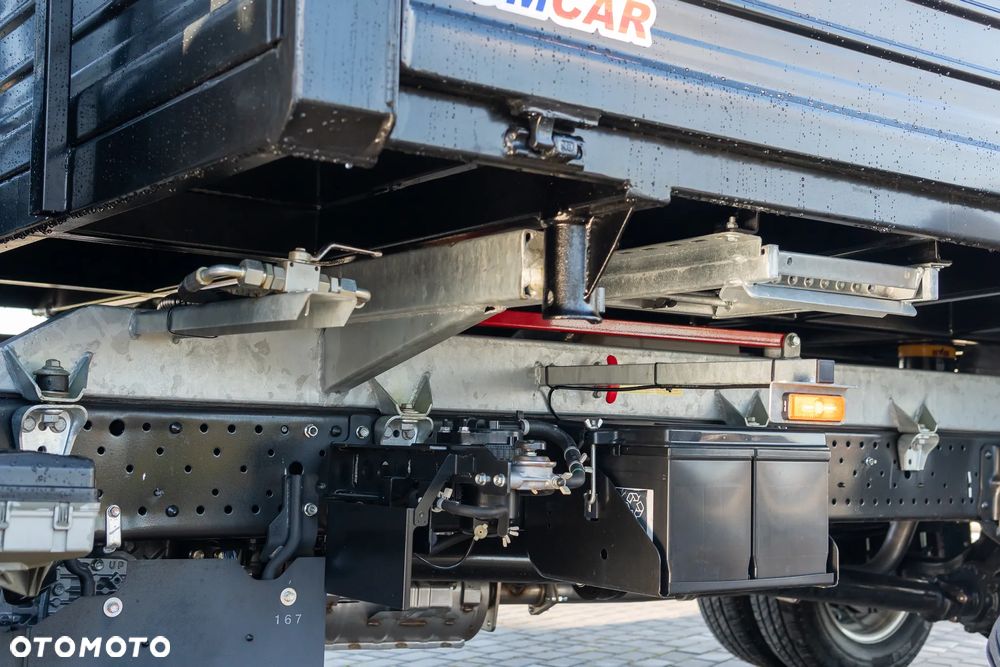 Isuzu M27 Final Edition - 18