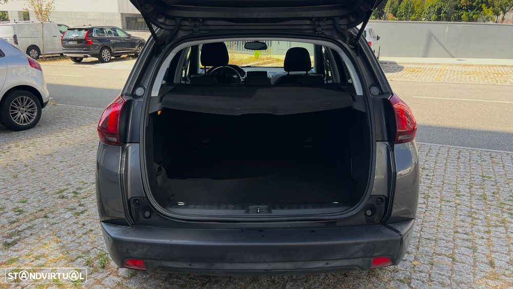 Peugeot 2008 PureTech 82 Allure - 6