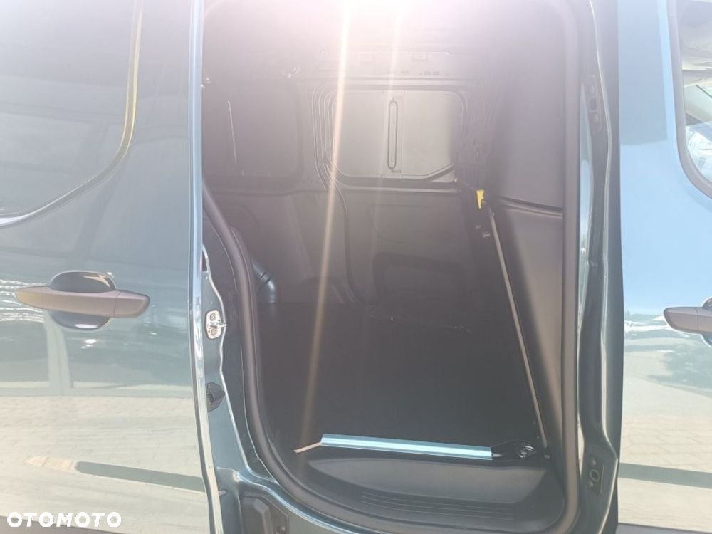 Opel COMBO - 14
