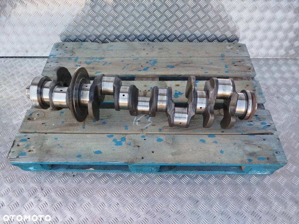 WAŁ KORBOWY SCANIA 9L DC 09 OC 09 - 1