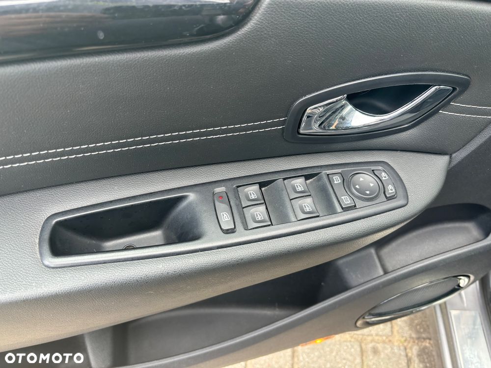 Renault Scenic dCi 110 EDC Bose Edition - 10
