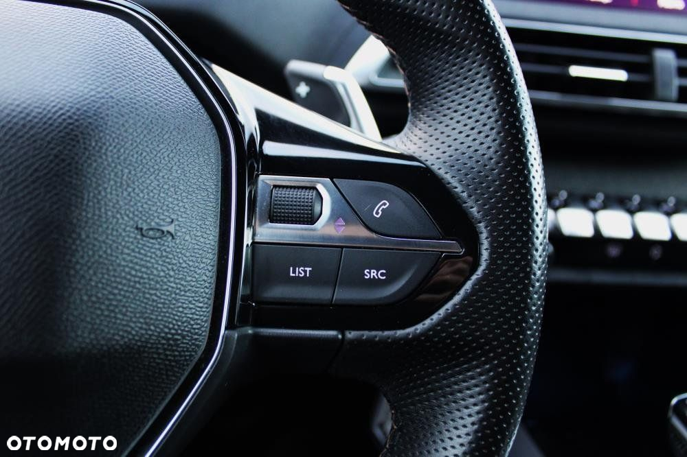 Peugeot 3008 - 21