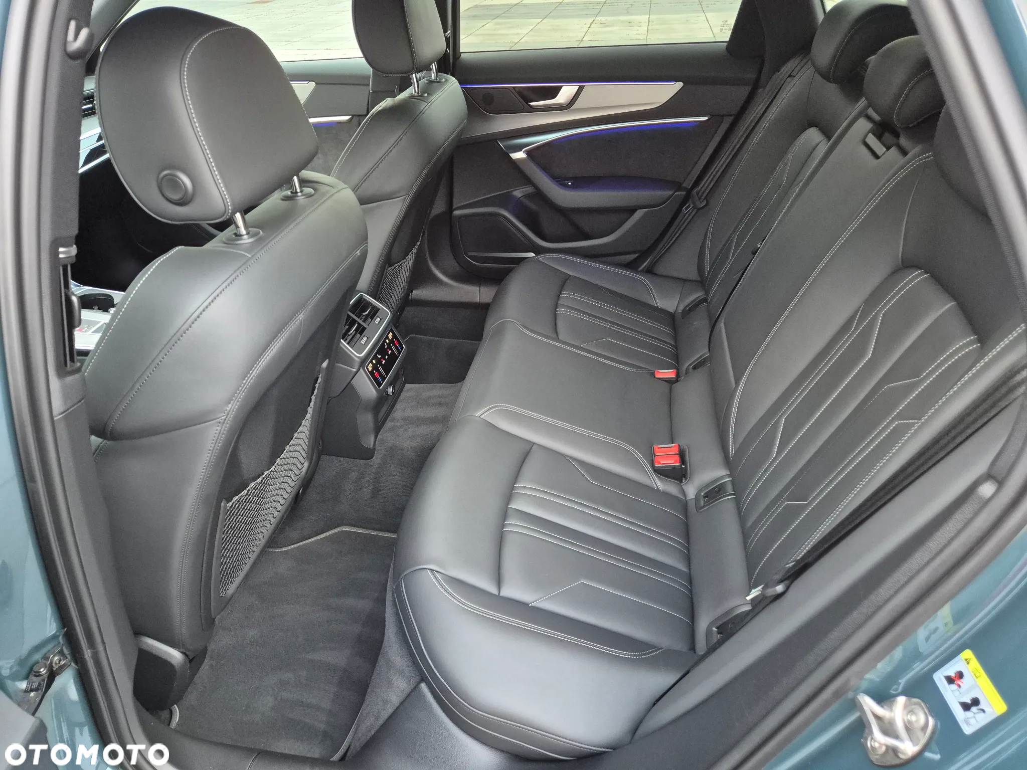 Audi A6 Avant 40 TDI quattro S tronic S line - 25