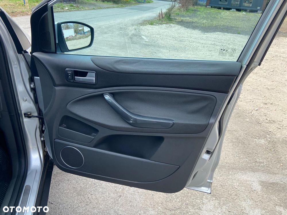 Ford Kuga 2.0 TDCi Titanium - 23