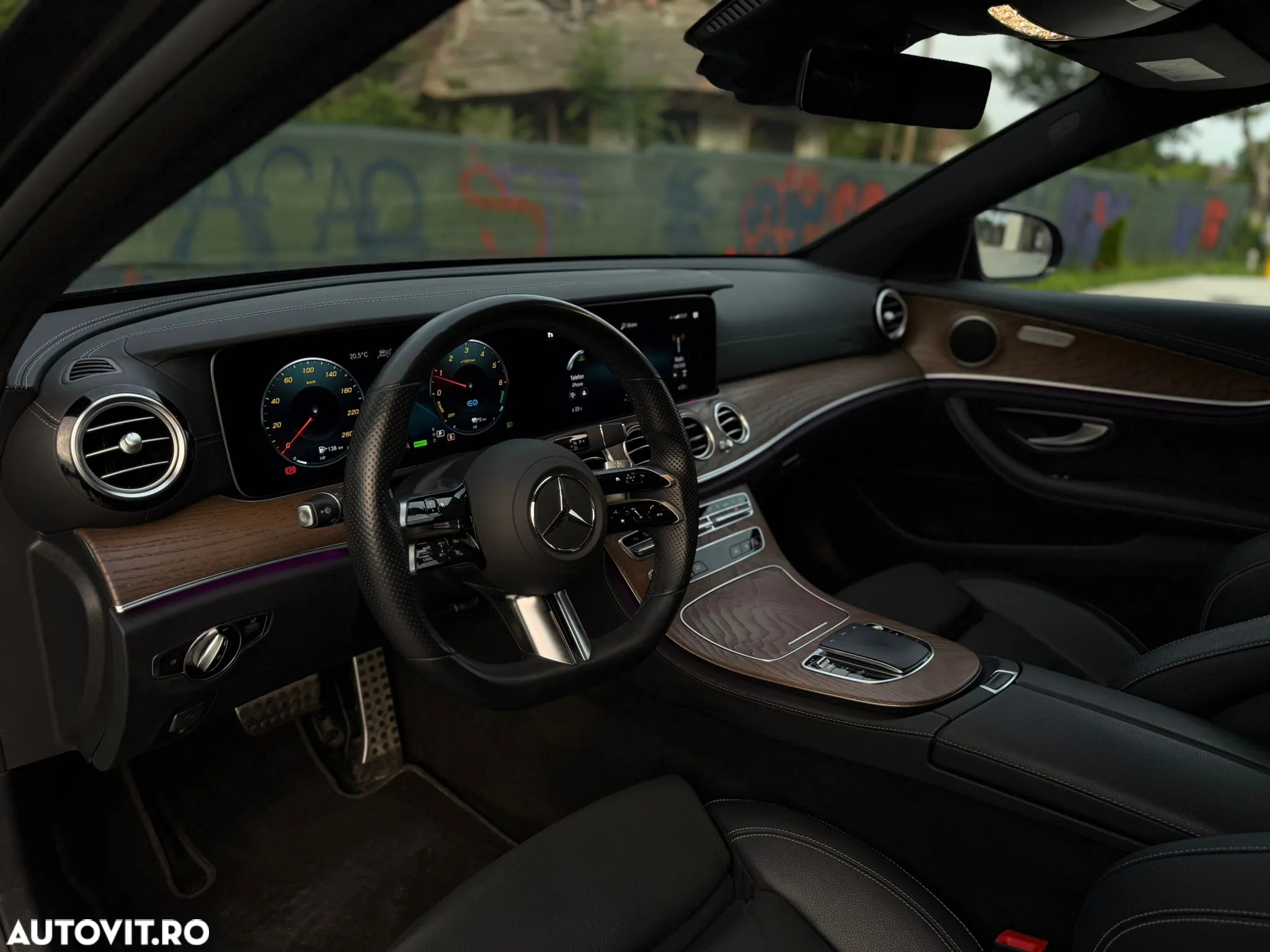 Mercedes-Benz E - 25