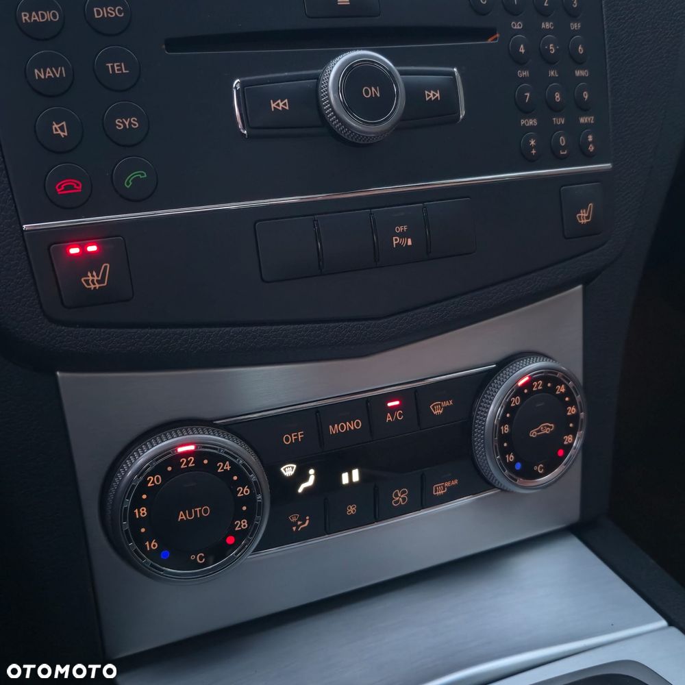 Mercedes-Benz Klasa C 180 Kompressor Automatik Avantgarde - 33