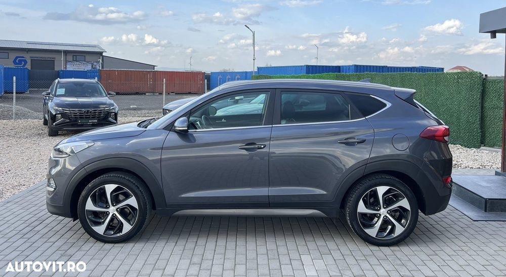 Hyundai Tucson blue 1.7 CRDi 2WD Style - 14