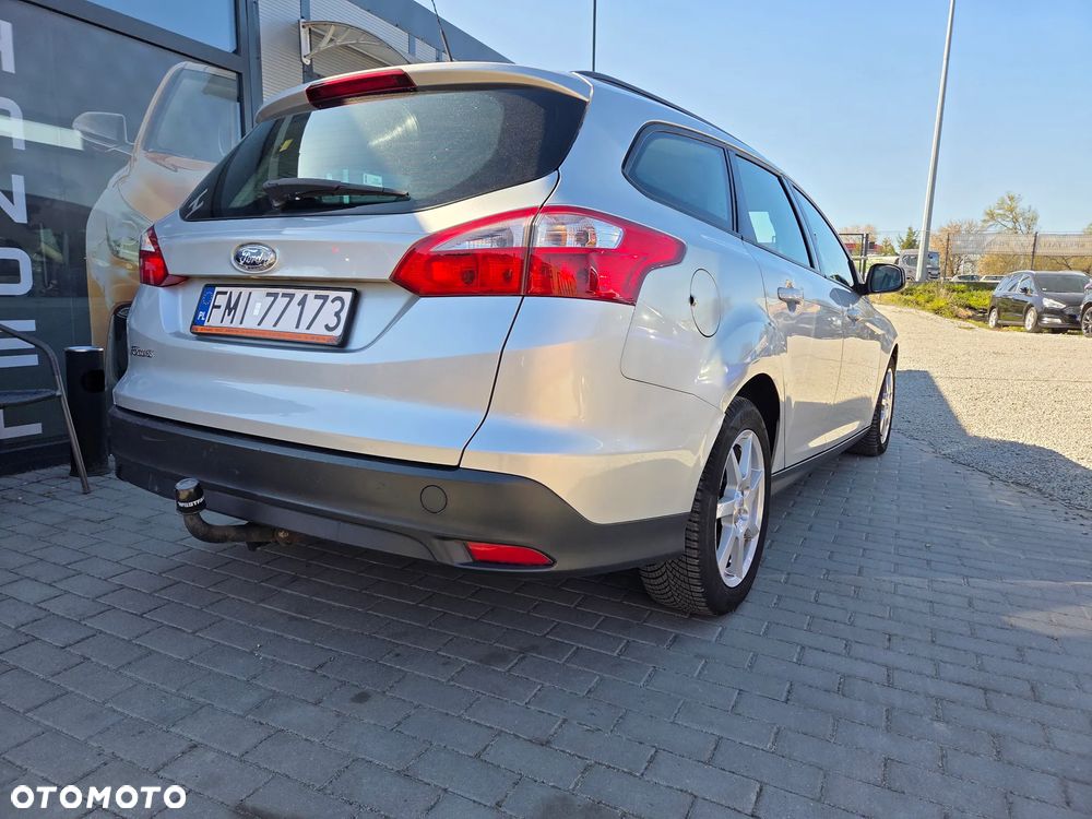 Ford Focus 1.6 TDCi DPF Start-Stopp-System SYNC Edition - 8