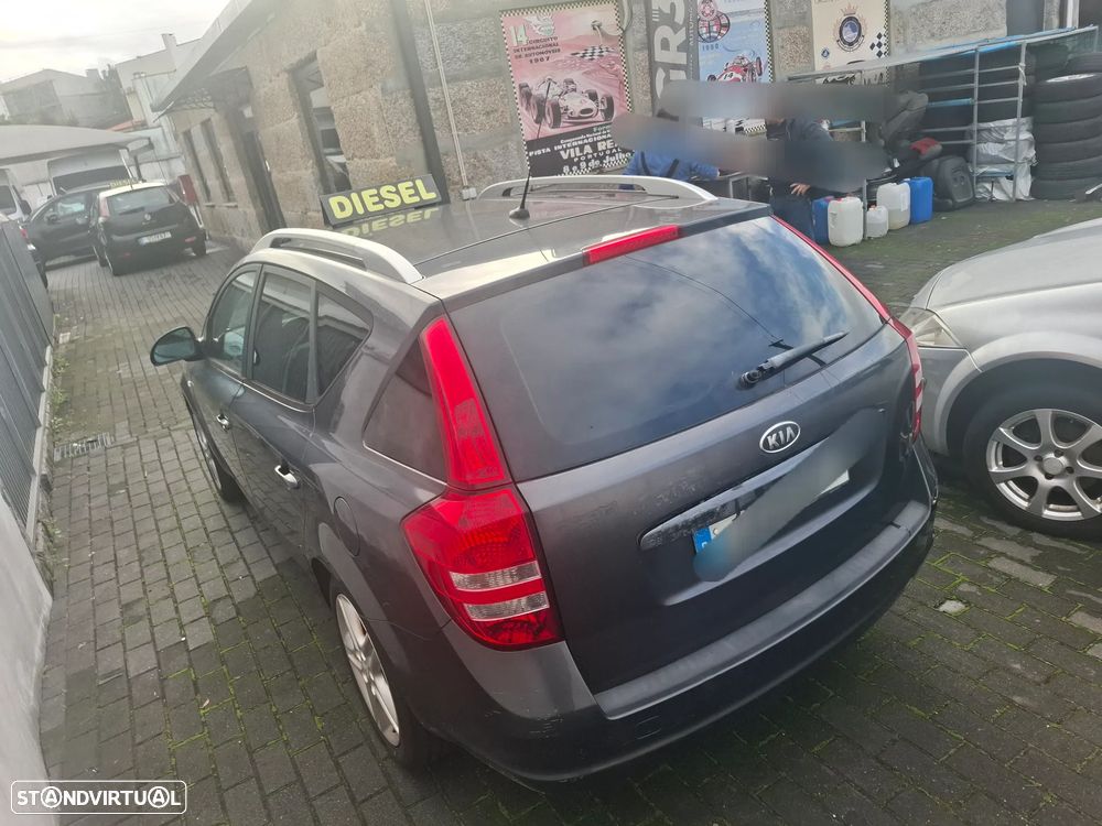Kia Ceed SW 1.6 CRDi EX - 8