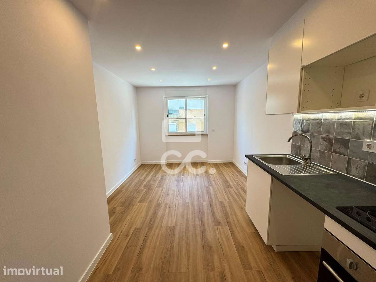 T2 Moderno e Remodelado | Odivelas - Grande imagem: 2/21