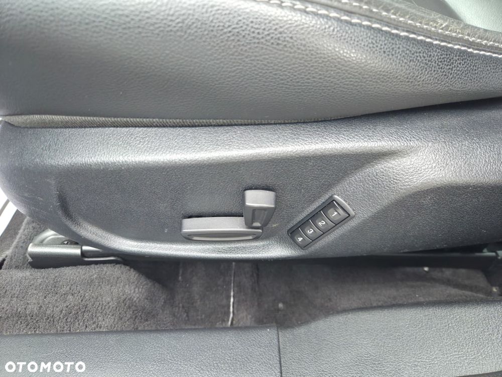 Ford Mondeo 1.8 TDCi Ghia - 15