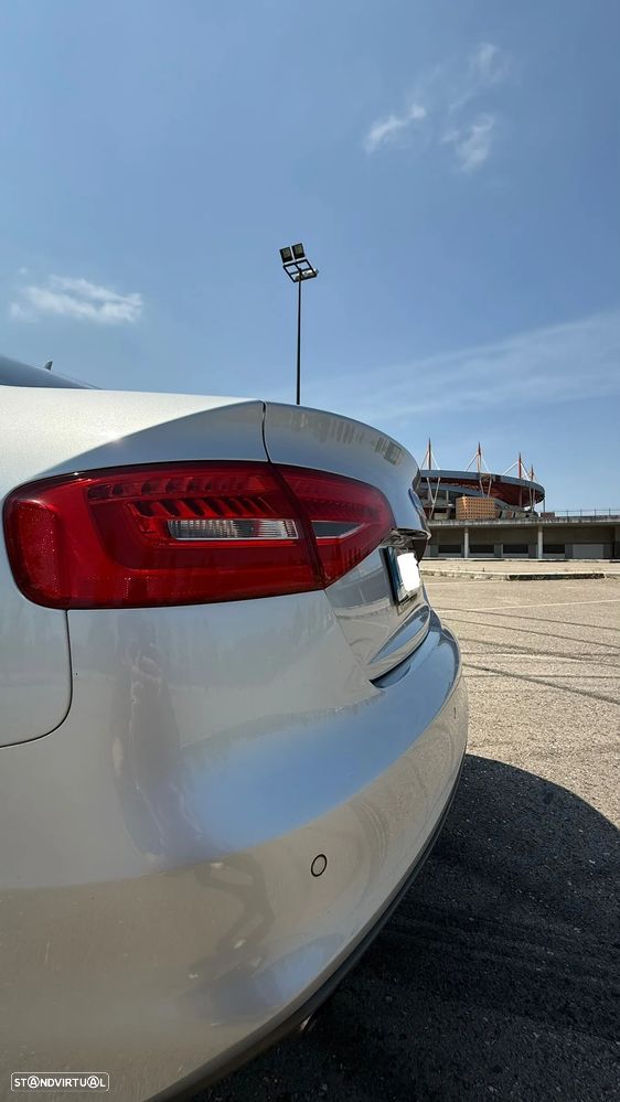 Audi A4 2.0 TFSI S line Sport Pack - 13