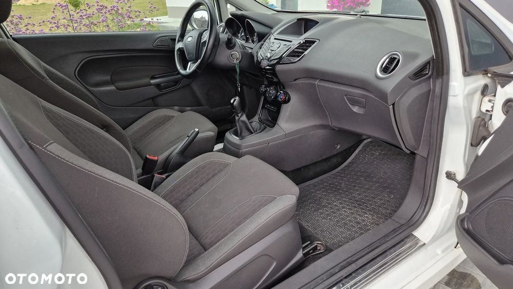 Ford Fiesta - 6