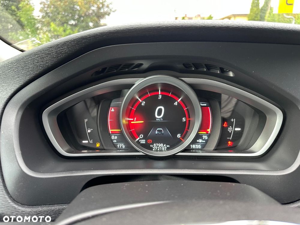 Volvo V40 D2 You - 25