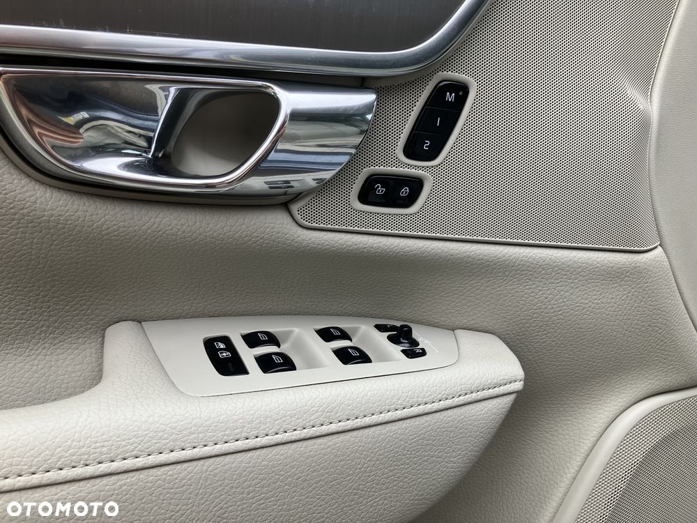 Volvo S90 T6 AWD Geartronic Momentum - 14