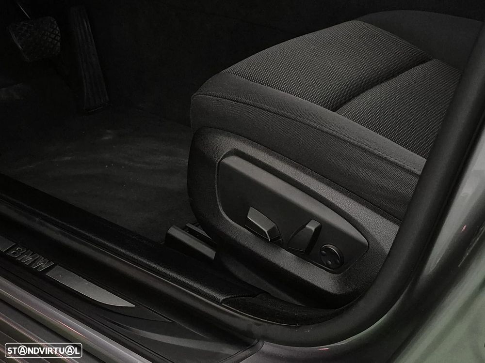 BMW 520 d xDrive Auto - 31