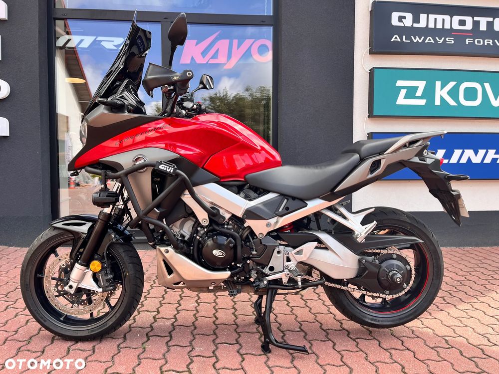 Honda VFR - 4