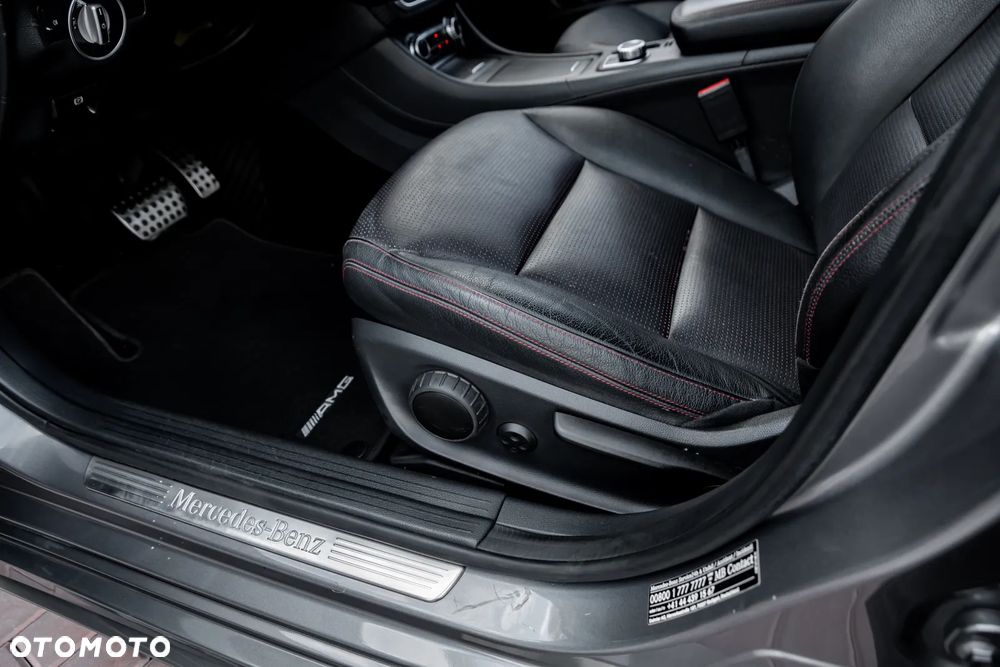 Mercedes-Benz Klasa A 220 4Matic 7G-DCT AMG Line - 19