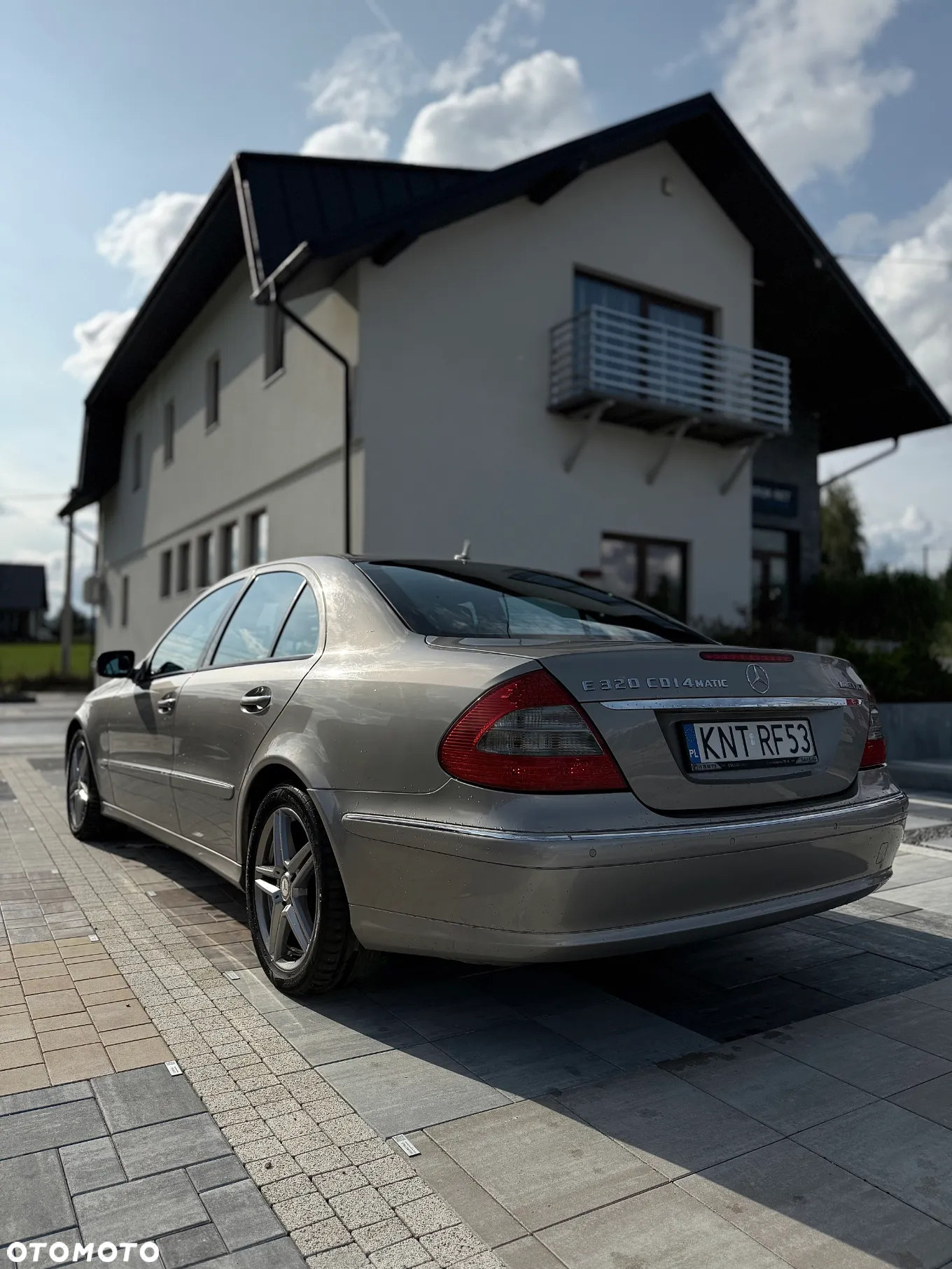 Mercedes-Benz Klasa E 320 CDI 4-Matic Avantgarde - 8