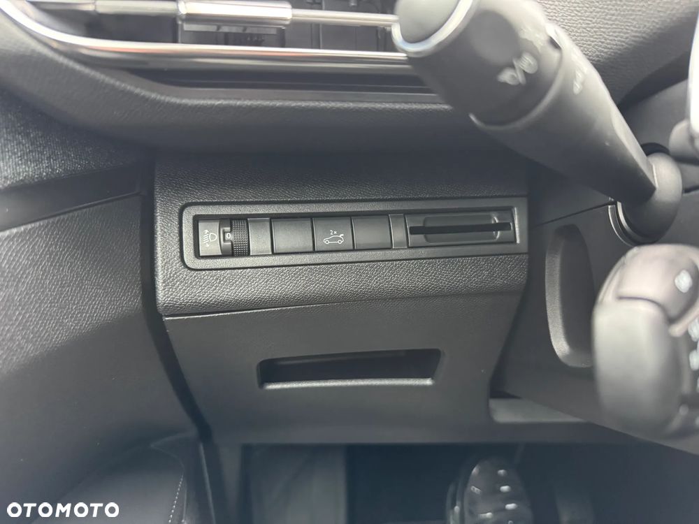 Peugeot 5008 BlueHDi 130 EAT8 Allure - 32