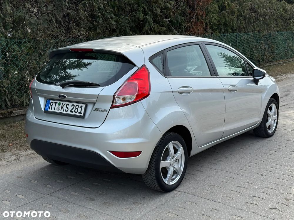 Ford Fiesta 1.25 Celebration - 5