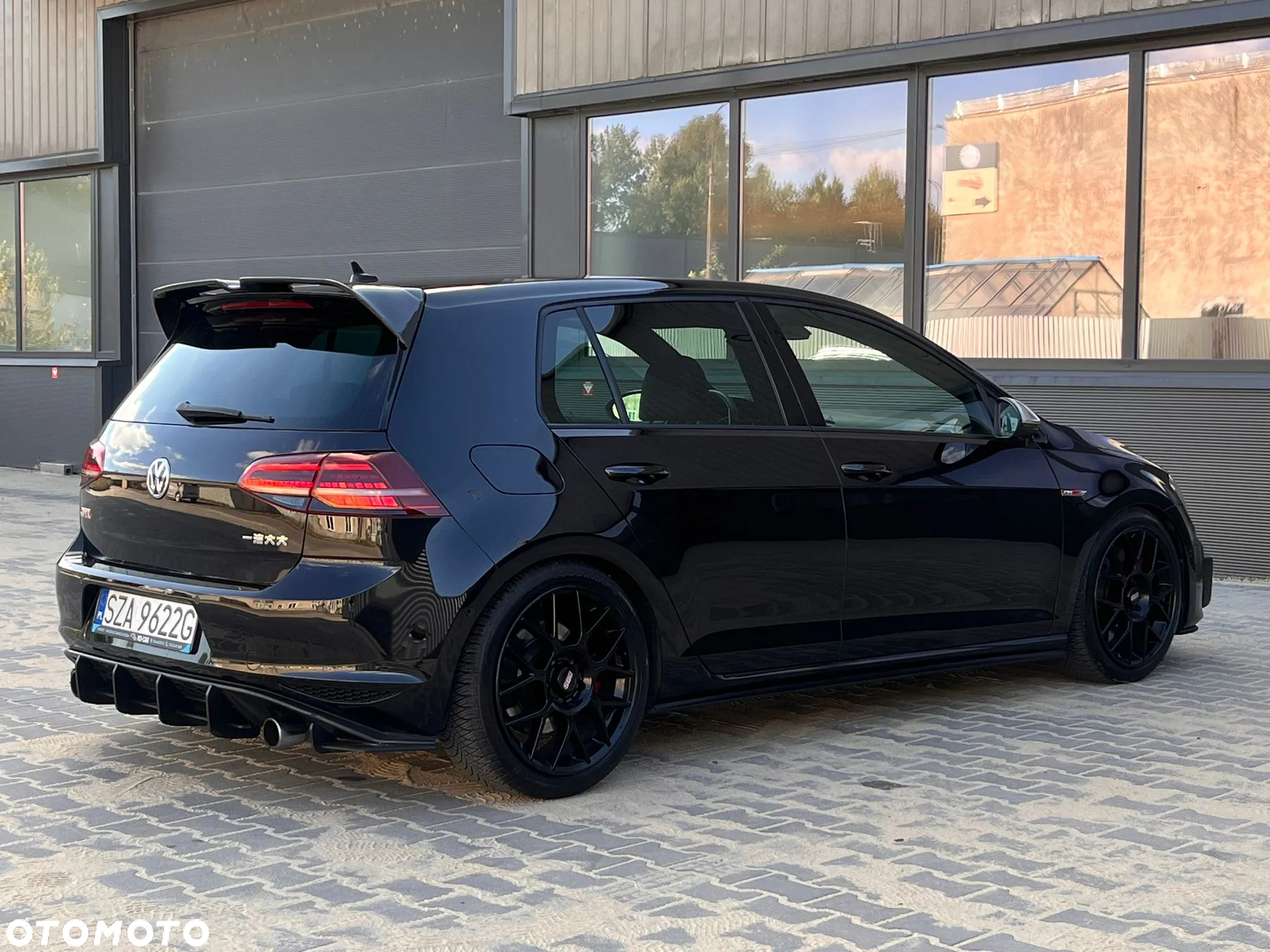Volkswagen Golf GTI Performance BlueMotion Technology DSG - 11