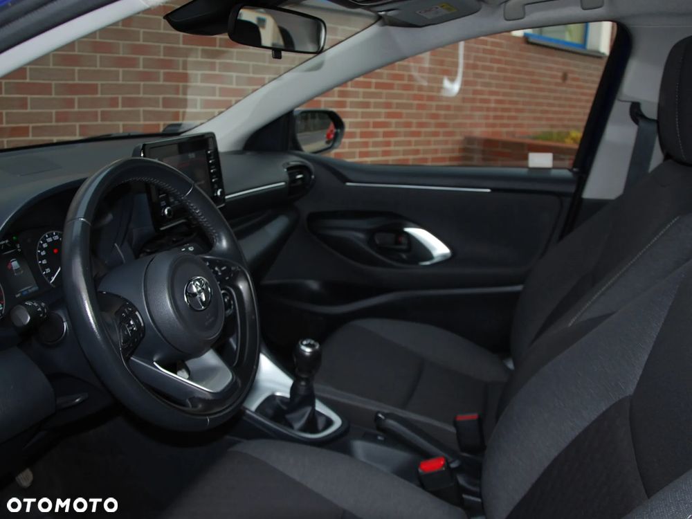 Toyota Yaris 1.5 Comfort - 10