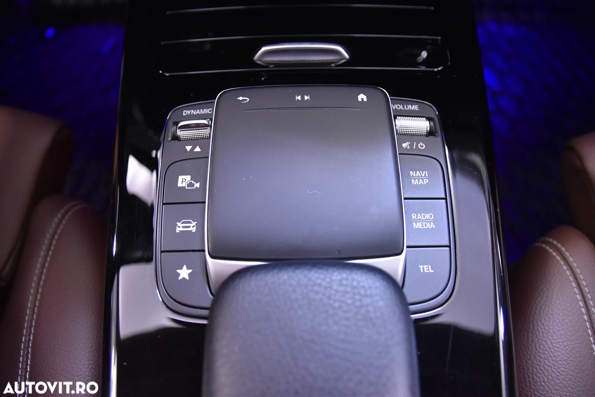 Mercedes-Benz A 220 4MATIC Sedan Aut. - 17