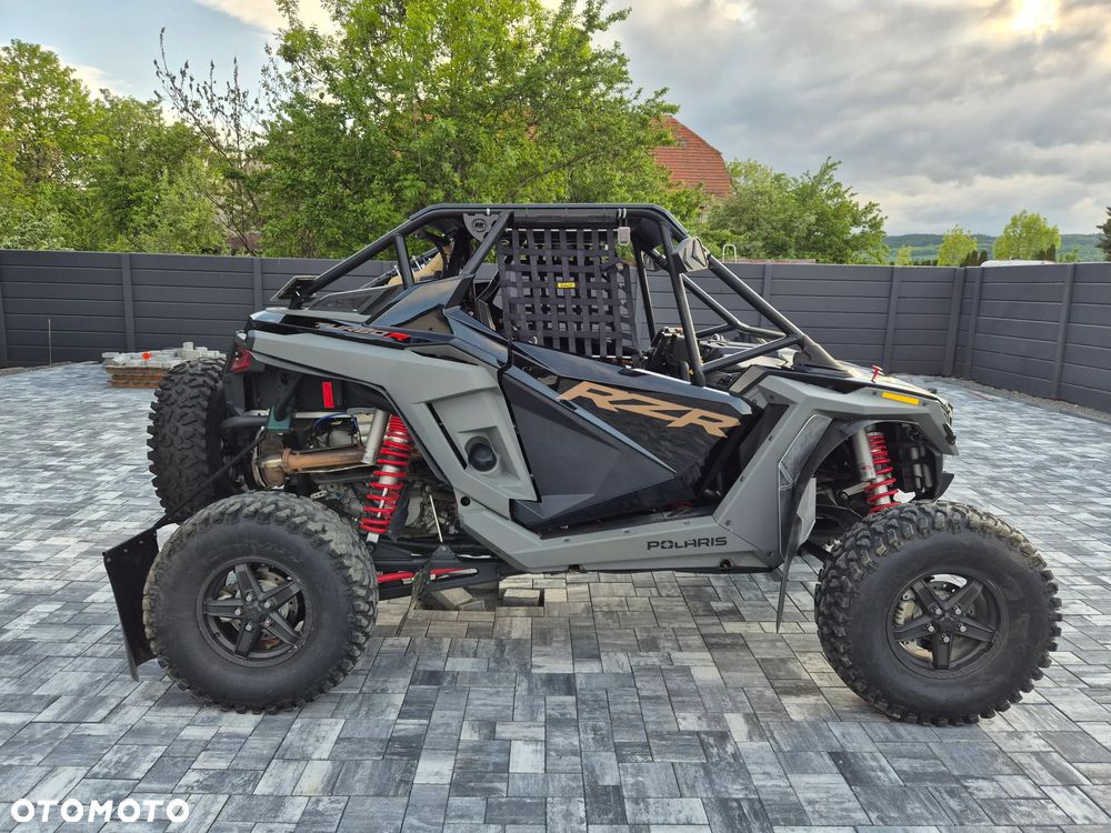 Polaris RZR - 13