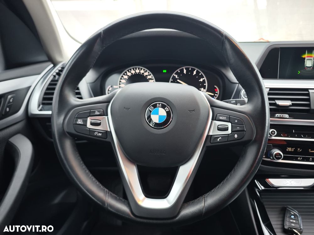 BMW X3 sDrive18d AT MHEV - 14