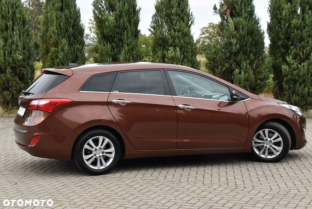 Hyundai i30 1.6 GDI Premium - 4