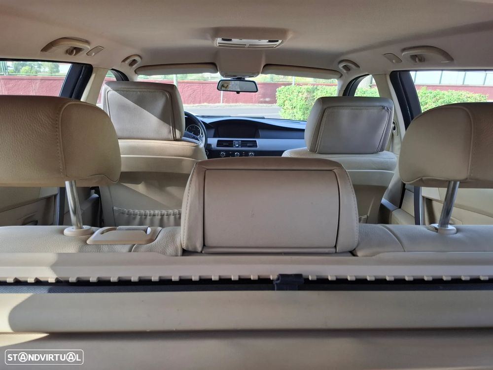 BMW 520 d Touring - 15