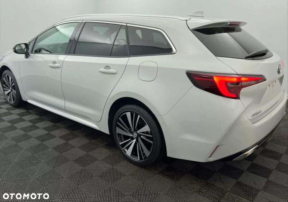 Toyota Corolla 1.8 Hybrid Style - 3