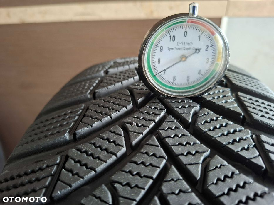 215/65R16 98H Semperit Speed Grip 5 Para zima 2022 PZ103 - 3
