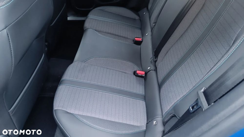 Peugeot 2008 PureTech 130 Allure Pack - 20