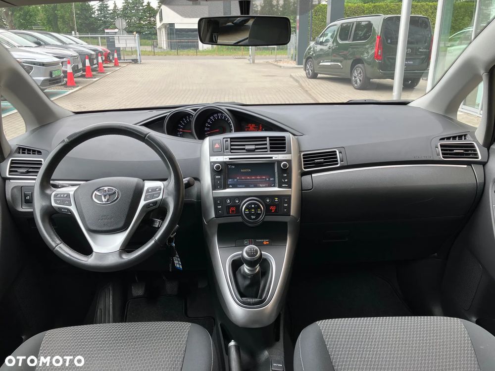 Toyota Verso 1.8 Premium - 17