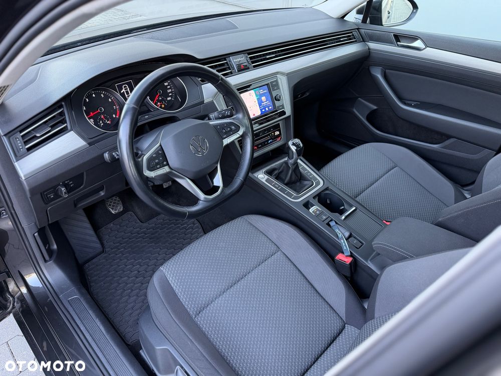 Volkswagen Passat 1.5 TSI EVO Business - 35