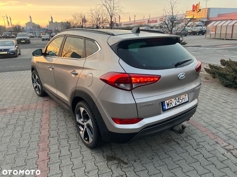 Hyundai Tucson 2.0 CRDI 2WD Style - 4