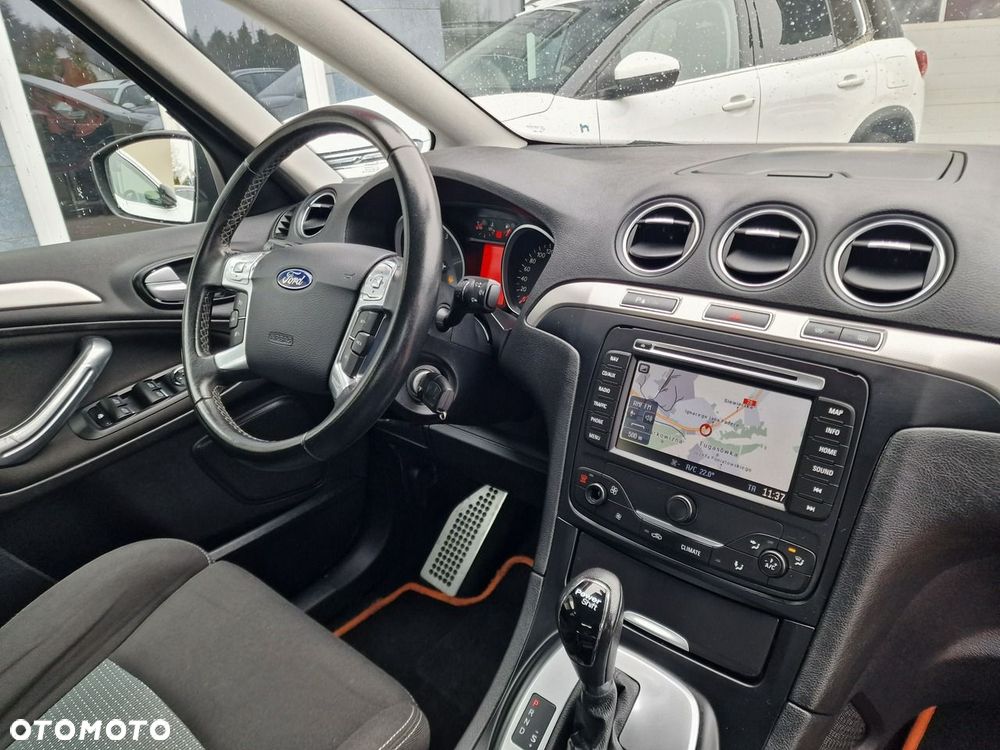 Ford S-Max 2.0 TDCi DPF Champions Edition - 25