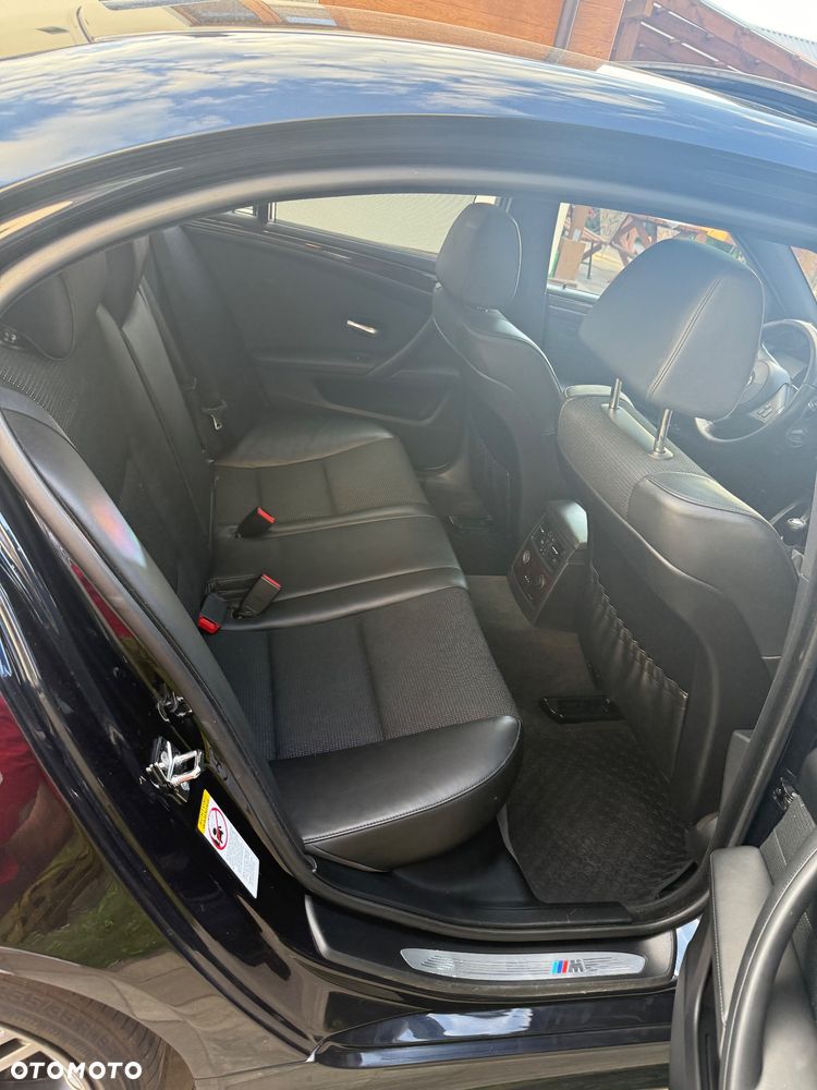 BMW Seria 5 530i - 15