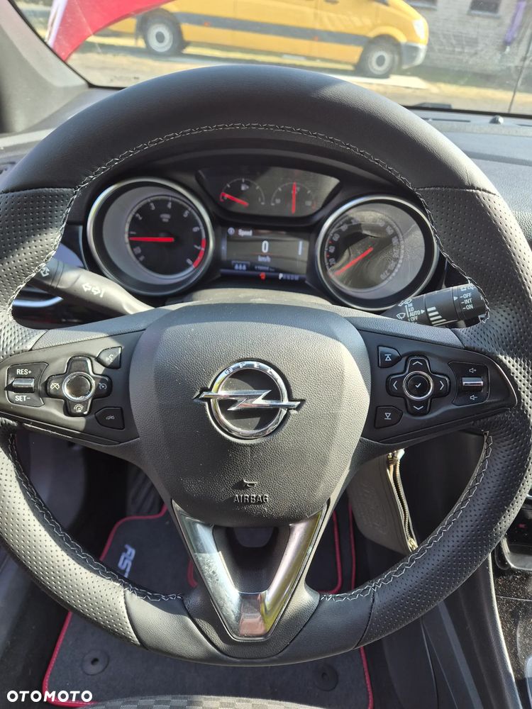 Opel Crossland - 10