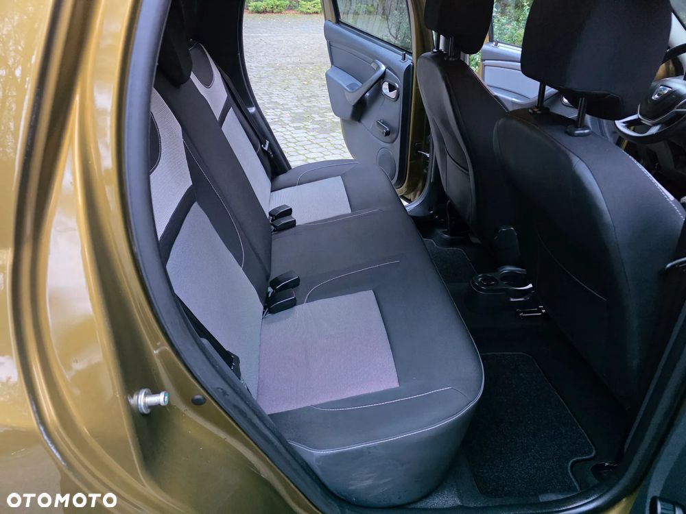 Dacia Duster 1.6 SCe Access S&S - 19