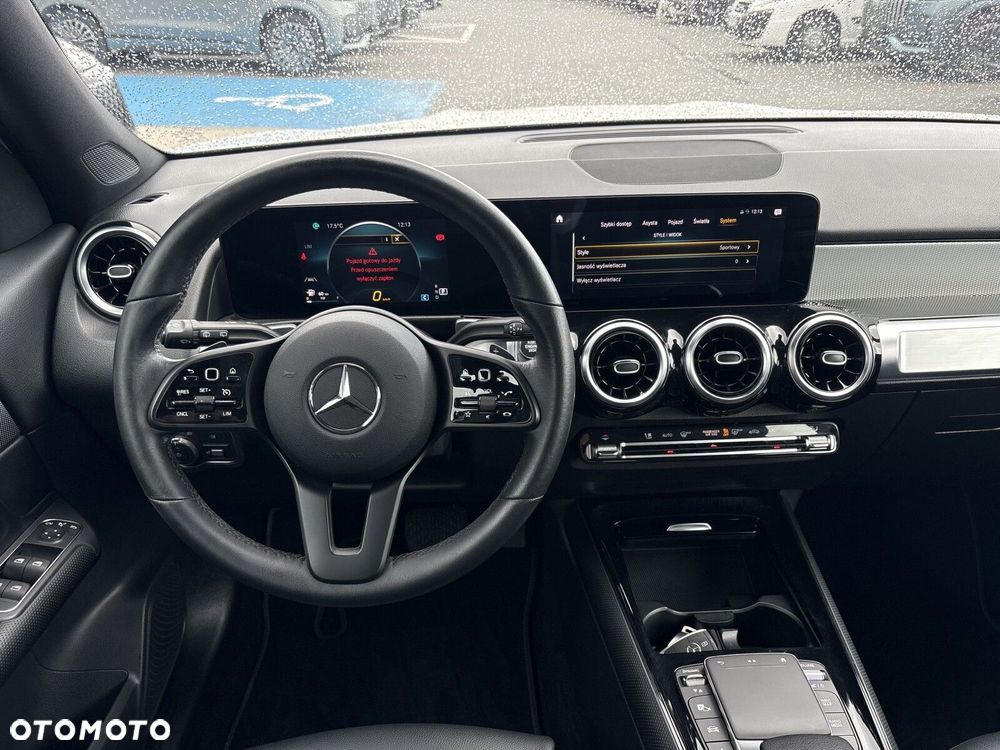 Mercedes-Benz GLB 200 7G-DCT - 13
